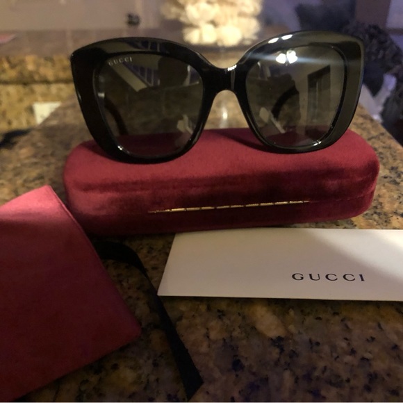 sunglass hut gucci womens